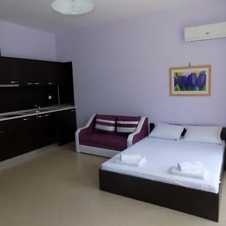 Studio Grand Camelia